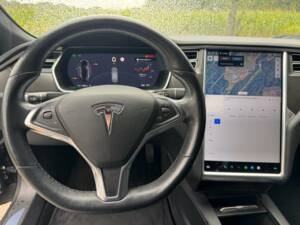 Bild 11/18 von Tesla Model S 100D (2018)