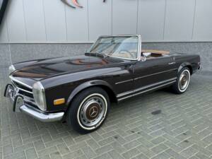 Immagine 7/36 di Mercedes-Benz 280 SL (1969)