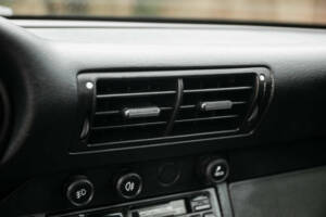 Immagine 23/50 di Porsche 911 Carrera RS (1995)