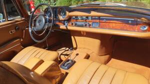 Image 10/38 of Mercedes-Benz 280 SE 3,5 (1969)