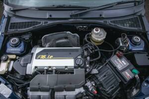 Bild 3/50 von Renault Clio I Williams (1994)