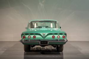 Image 4/10 of Chevrolet Impala Sport Coupe (1961)