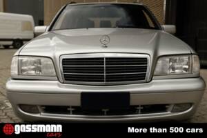Afbeelding 2/15 van Mercedes-Benz C 43 AMG T (1998)