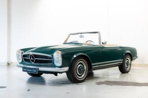 Immagine 1/32 di Mercedes-Benz 250 SL (1967)