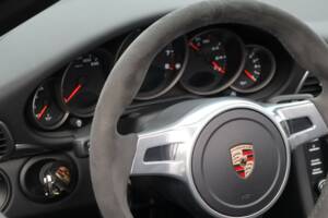 Bild 40/50 von Porsche 911 Carrera 4 GTS (2011)