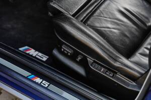 Bild 11/18 von BMW M5 (1992)