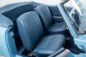 Image 20/40 of Mercedes-Benz 190 SL (1962)