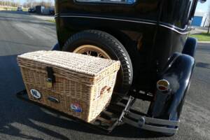 Immagine 7/43 di Ford Model A Tudor Sedan (1931)
