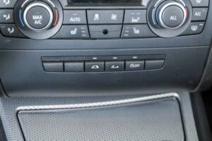 Immagine 32/50 di BMW 120i (2012)