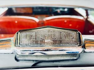 Bild 10/34 von Jaguar Mk II 2.4 (1961)