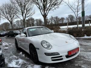 Bild 4/20 von Porsche 911 Carrera S (2004)