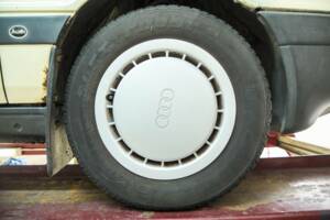 Immagine 44/50 di Audi 80 quattro  -  1.8S (1987)