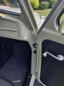 Image 40/137 of Volkswagen Beetle 1200 (1965)