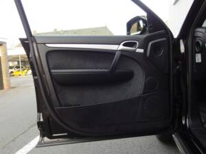 Immagine 30/99 di Porsche Cayenne GTS (2008)