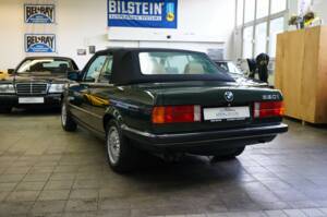 Afbeelding 11/25 van BMW 320i (1988)