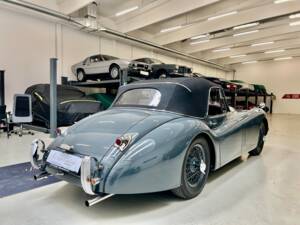 Imagen 13/27 de Jaguar XK 120 DHC (1953)