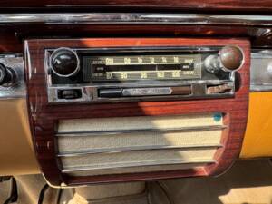Afbeelding 10/16 van Mercedes-Benz 220 SE (1960)