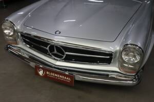 Bild 29/45 von Mercedes-Benz 280 SL (1968)