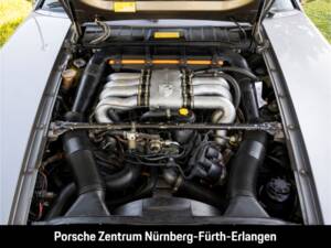 Image 39/46 of Porsche 928 S (1985)