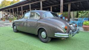 Bild 17/76 von Jaguar Mk II 2.4 (1963)