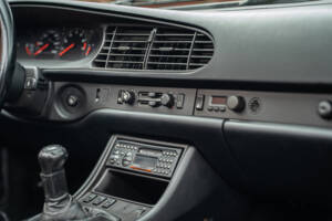 Bild 37/42 von Porsche 944 S2 (1991)