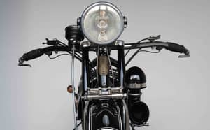Image 37/98 of BMW R 32 (1925)