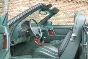 Afbeelding 47/50 van Mercedes-Benz 300 SL-24 (1992)