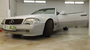 Image 22/50 de Mercedes-Benz 300 SL-24 (1989)