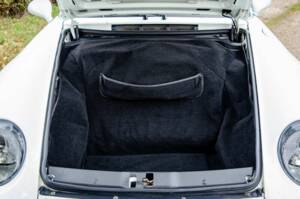 Bild 10/19 von Porsche 911 Carrera 2 (1994)