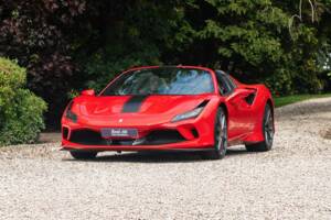 Image 4/19 of Ferrari F8 Spider (2020)