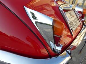 Image 150/174 of Jaguar XK 150 3.4 S OTS (1958)