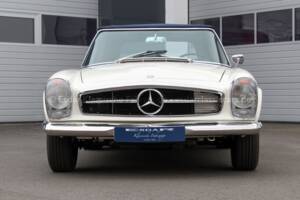 Afbeelding 21/31 van Mercedes-Benz 230 SL (1967)