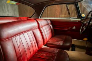 Bild 32/99 von Maserati 3500 GT Touring (1959)