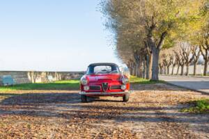Immagine 5/94 di Alfa Romeo 2600 Spider (1964)