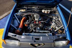 Image 29/44 of Alfa Romeo 75 3.0 V6 QV (1989)