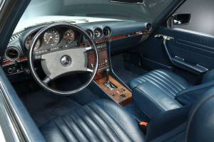 Image 12/30 of Mercedes-Benz 500 SL (1985)