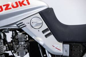 Afbeelding 9/35 van Suzuki GSX 1100 SZ Katana (1983)