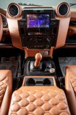 Image 25/44 of Land Rover Defender 90 (2011)