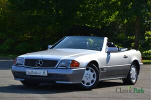 Image 1/50 of Mercedes-Benz 300 SL-24 (1993)