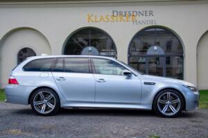 Afbeelding 9/41 van BMW M5 Touring (2008)