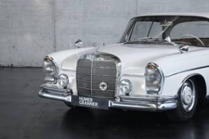 Afbeelding 12/50 van Mercedes-Benz 300 SE (1963)