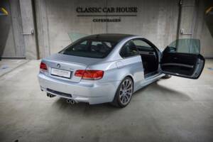 Image 19/100 of BMW M3 (2006)