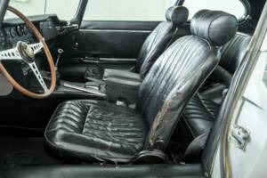 Image 12/47 de Jaguar E-Type (1969)