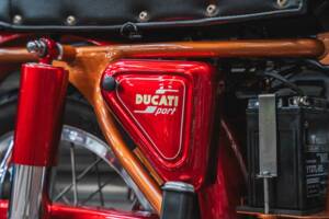 Image 26/43 of Ducati 175 Sport (1959)