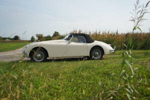 Immagine 20/58 di Jaguar XK 150 3.4 S OTS (1958)