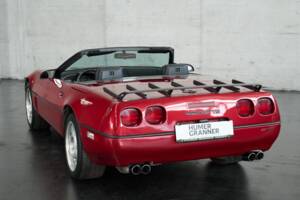 Imagen 17/50 de Chevrolet Corvette Convertible (1990)