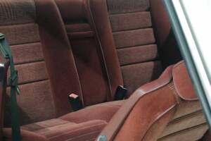 Bild 36/50 von Mercedes-Benz 560 SEC (1986)