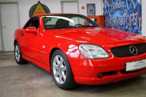 Image 2/41 of Mercedes-Benz SLK 230 Kompressor (1998)