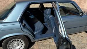 Image 63/147 de Mercedes-Benz 450 SEL 6,9 (1976)