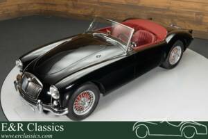 Image 1/19 of MG MGA 1500 (1955)
